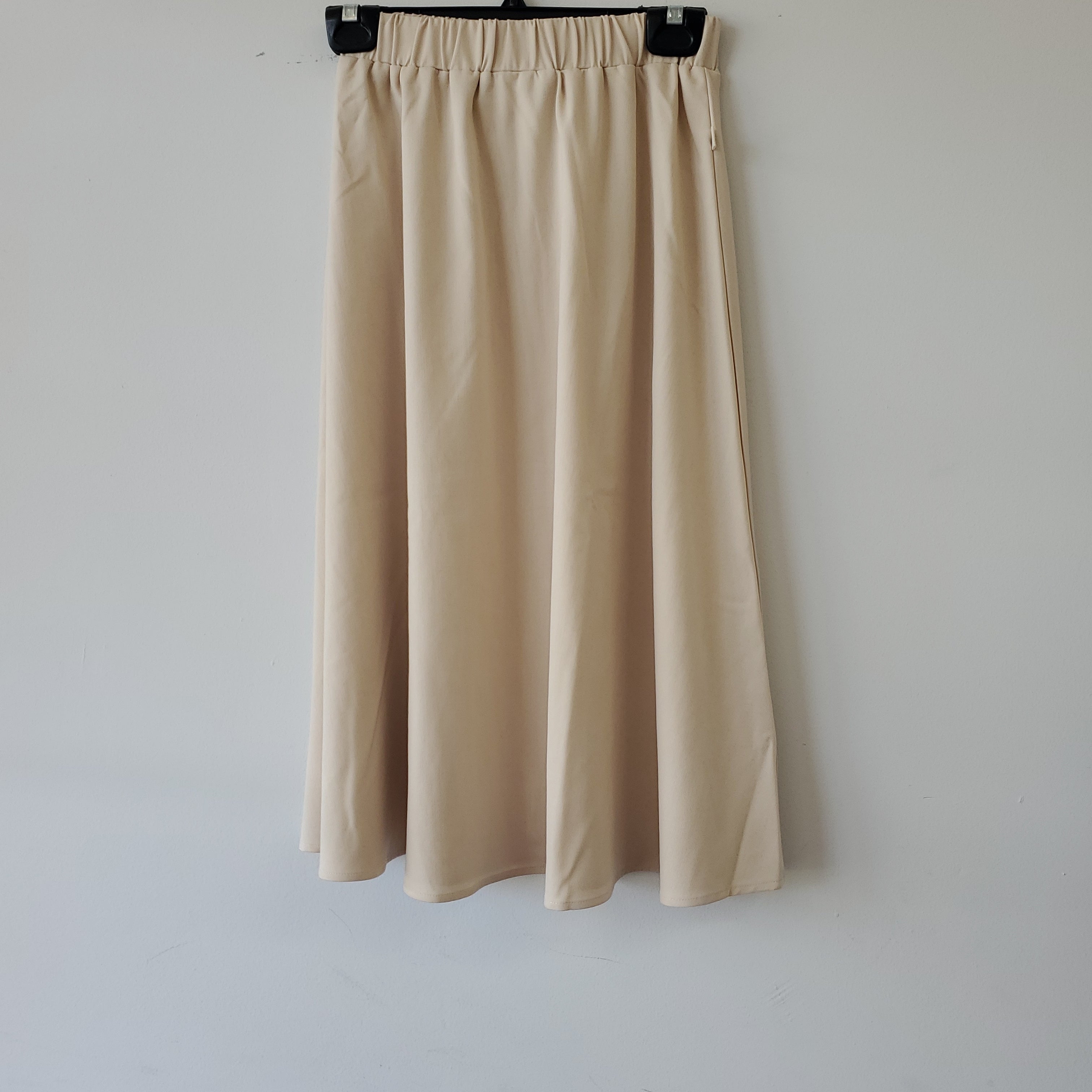 Cream Skirt 080