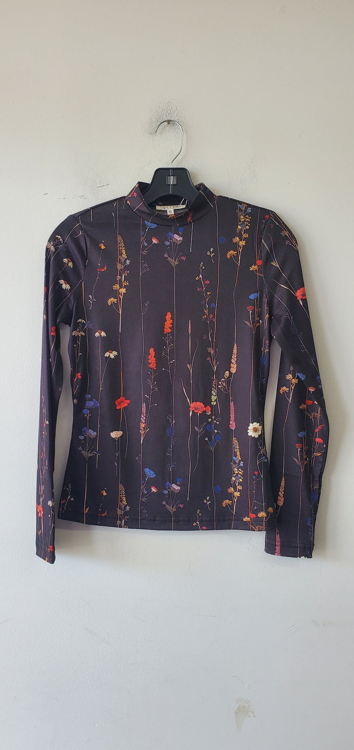 Floral Printed Mock Neck Tee 230