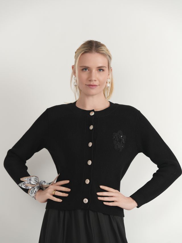 Emblem Knit Cardigan 333