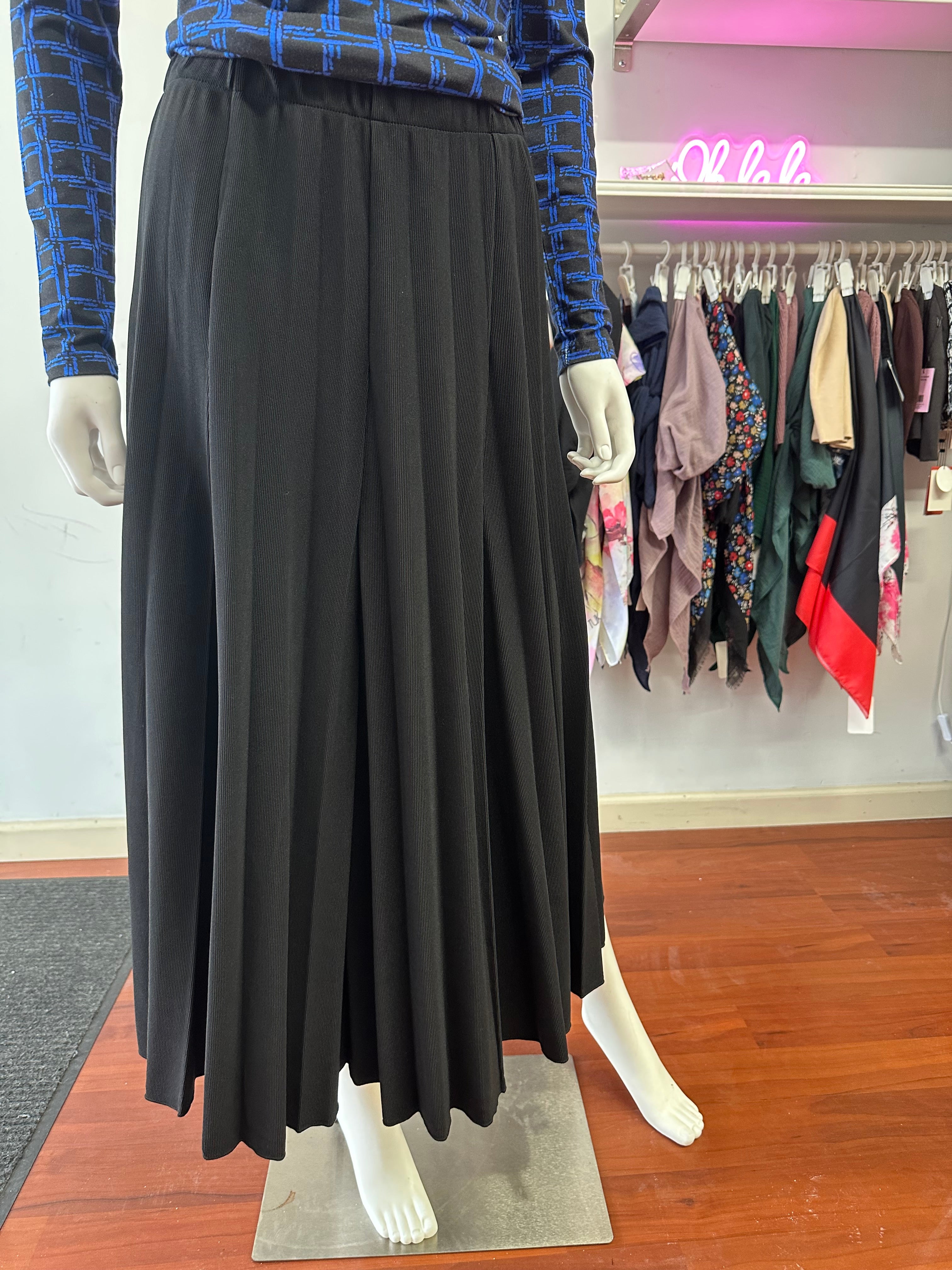 Ribbed Pleated Skirt 691