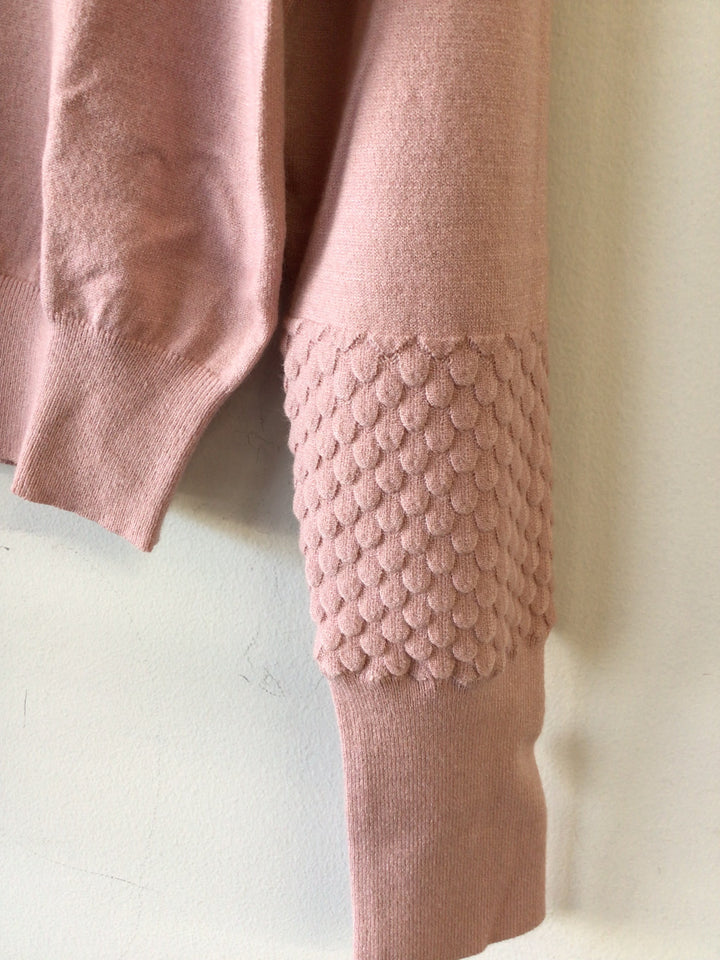 Detail Sleeve Knit Top 612