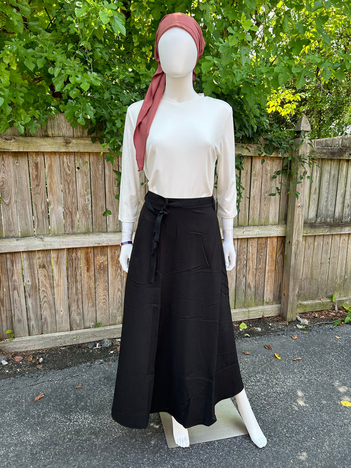 Buckle  Paneled Skirt 142
