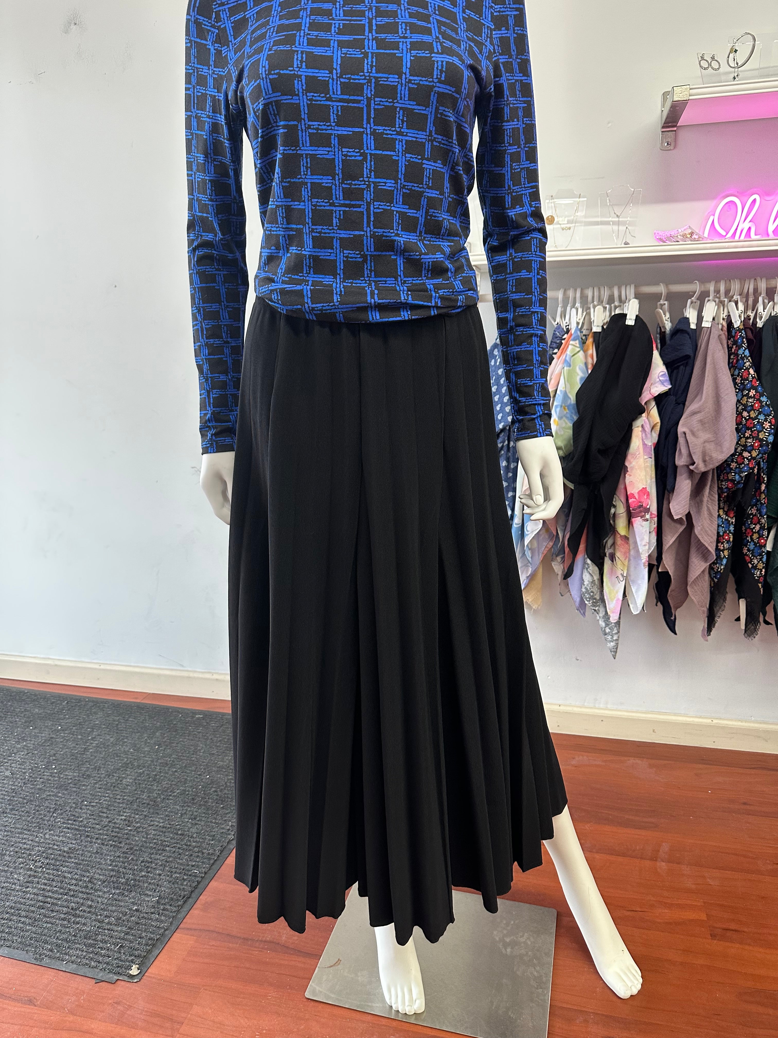 Ribbed Pleated Skirt 691