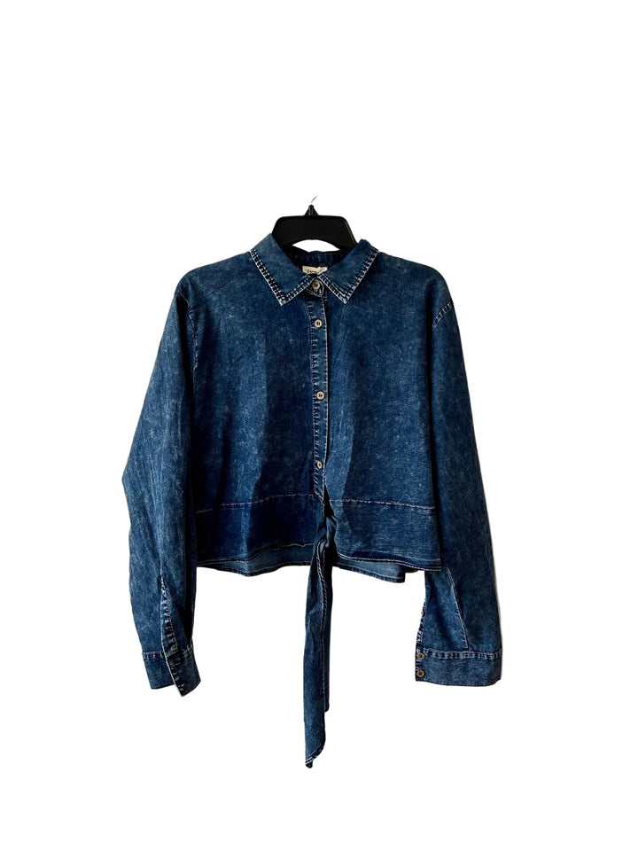 Acid Wash Tie Front Blouse 290