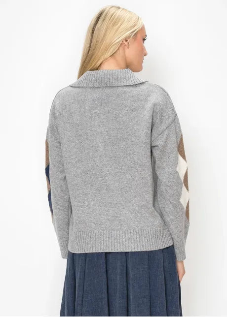 Collared Argyle Knit Top in Grey 5717