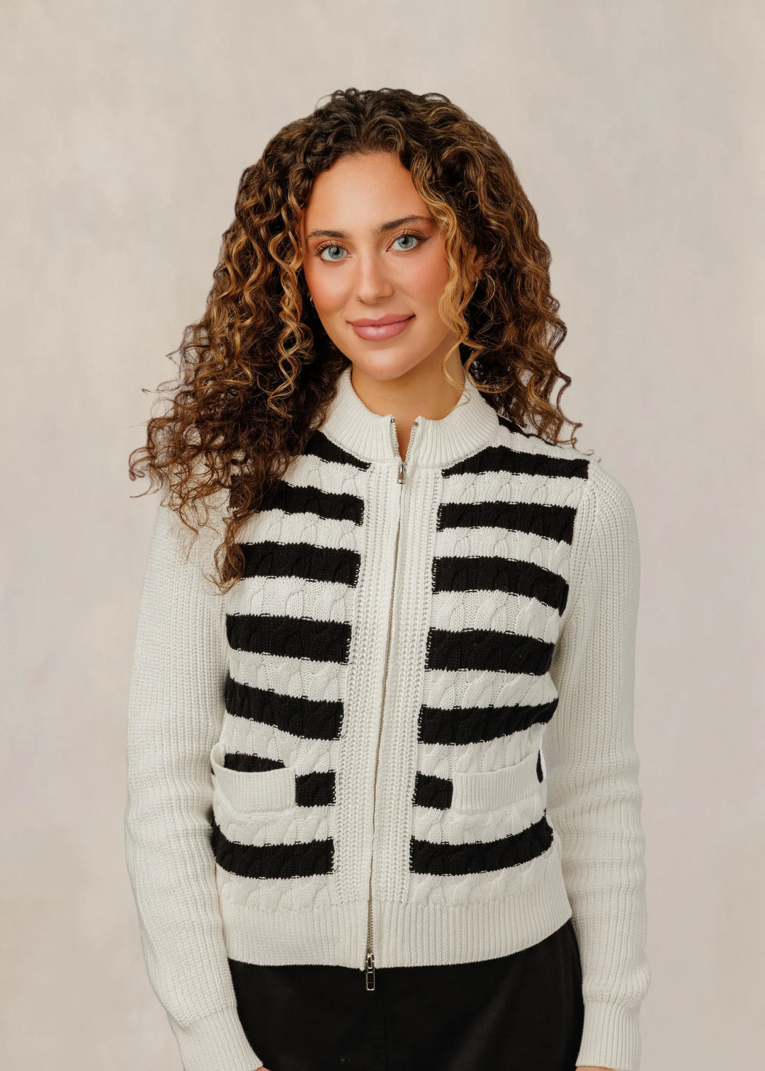 Black & White Striped Sweater 009