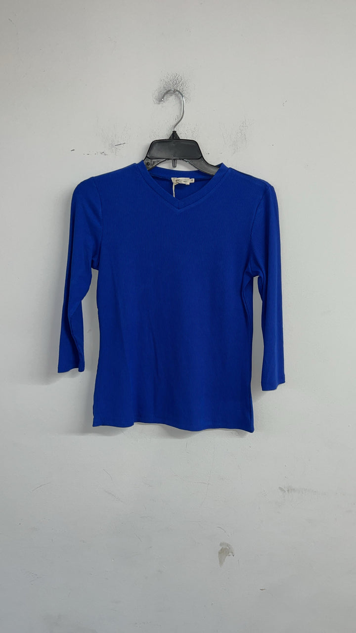V Neck Tee by Ivee 163