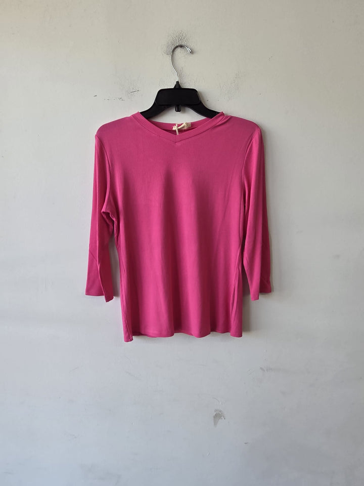 V Neck Tee by Ivee 163
