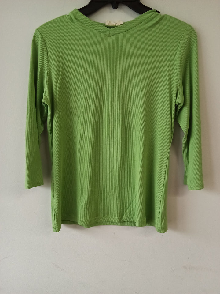 V Neck Tee by Ivee 163
