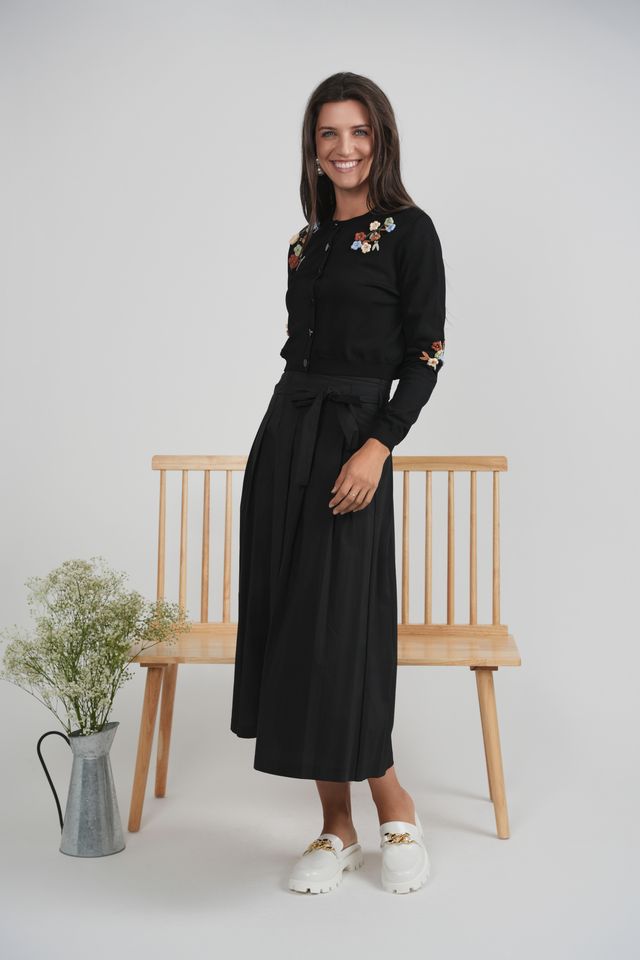 Cropped Embroidered Cardi 1889