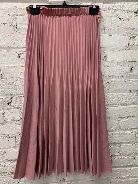 Cascading Pleated MIDI Skirt 541